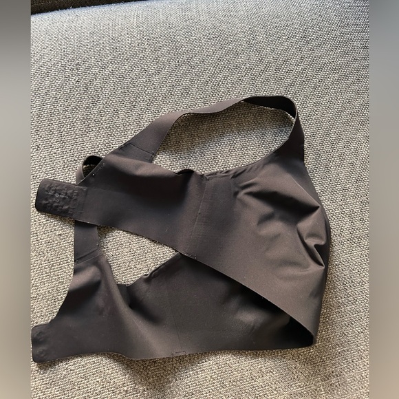 LULEMON bra - Picture 3 of 5